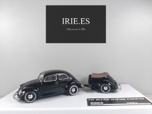 Volkswagen Beetle Negro Con Remolque